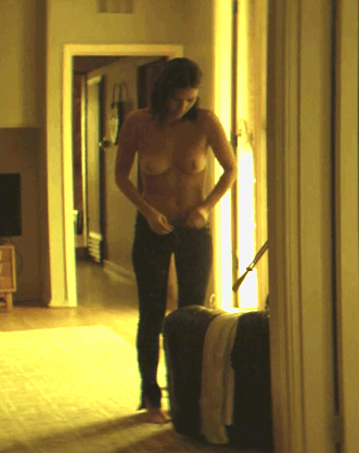 Topless Olivia Munn taking off her pants